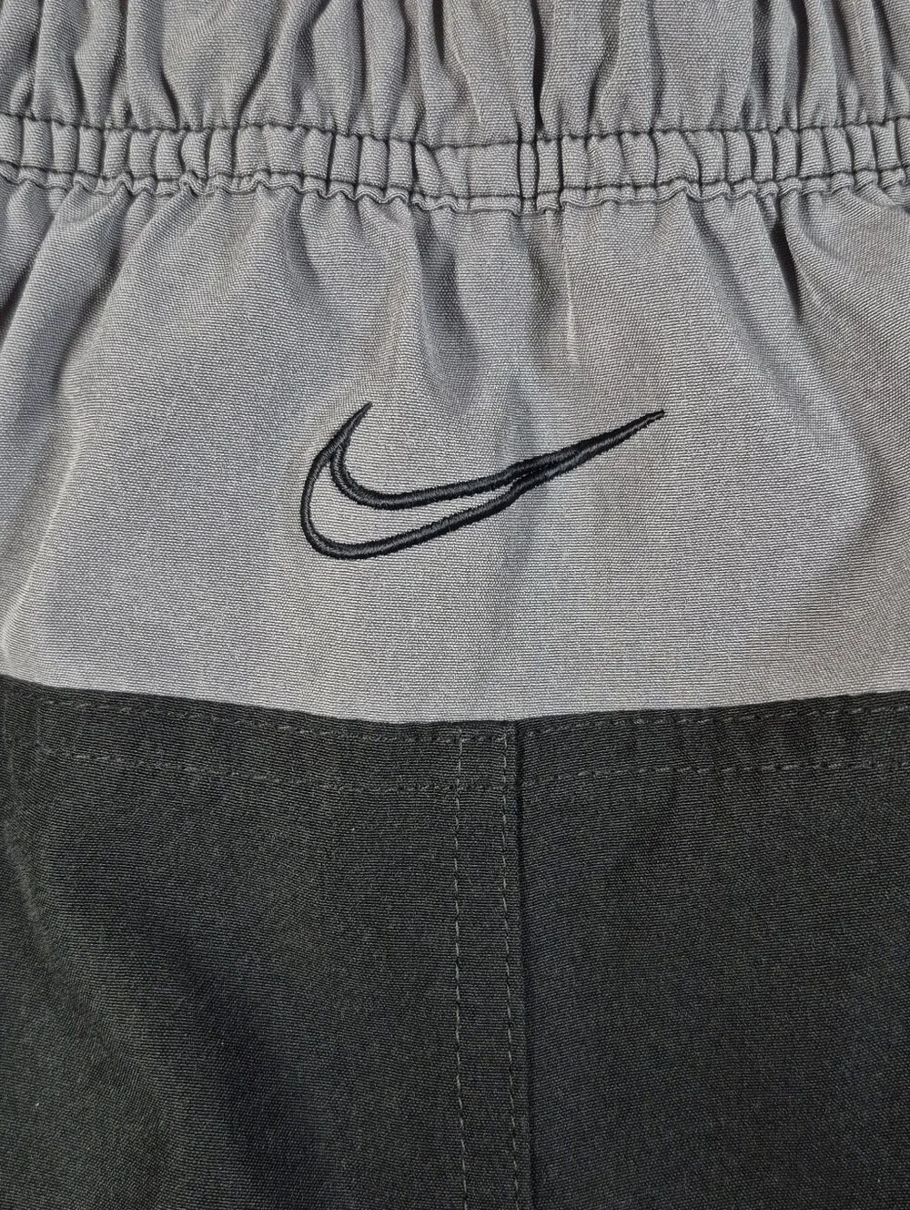 Nike Swim Shorts Mens M Black Pull On Elastic Waistband Stretch Board Shorts